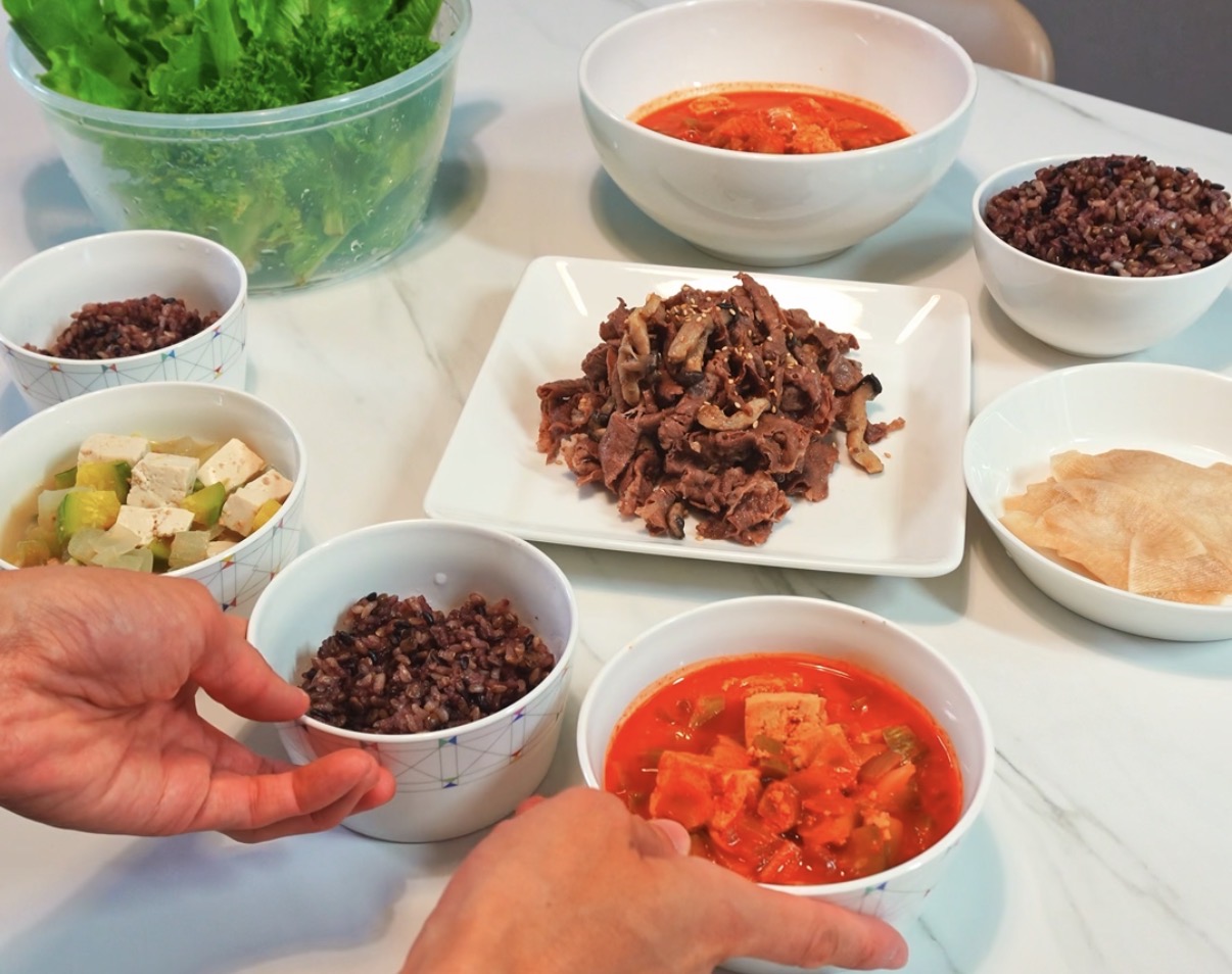 애호박 고추장찌개, 소고기 버섯 무침