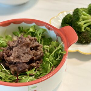 소고기 새싹 비빔국수